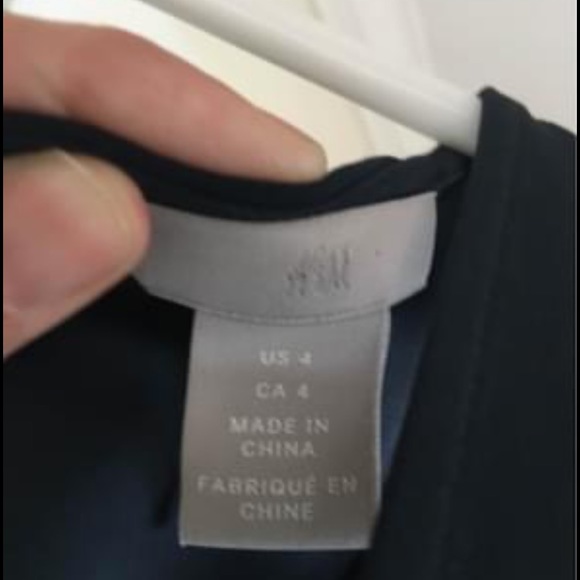 H&M size 4 one-piece pants suit - Picture 3 of 3